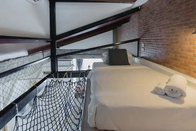 Signature Çatı Katı (Loft), 2 Yatak Odası, Sigara İçilmez, Küvet