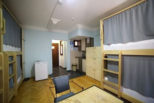 Deluxe Shared Dormitory, Multiple Beds, Garden View