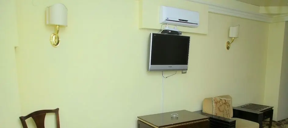 Economy Tek Büyük Yataklı Oda