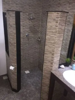 Deluxe Tek Büyük Yataklı Oda, Denize Sıfır