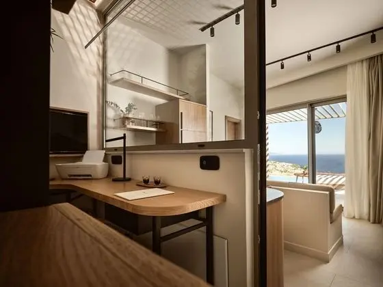Superior Villa, 2 Yatak Odası, Kişiye Özel Havuzlu (Early Dawn)