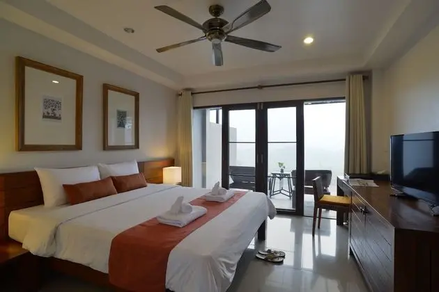 Grand Deluxe
