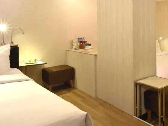 Deluxe Dört Kişilik Oda