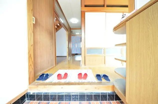 Ev (Private Vacation)