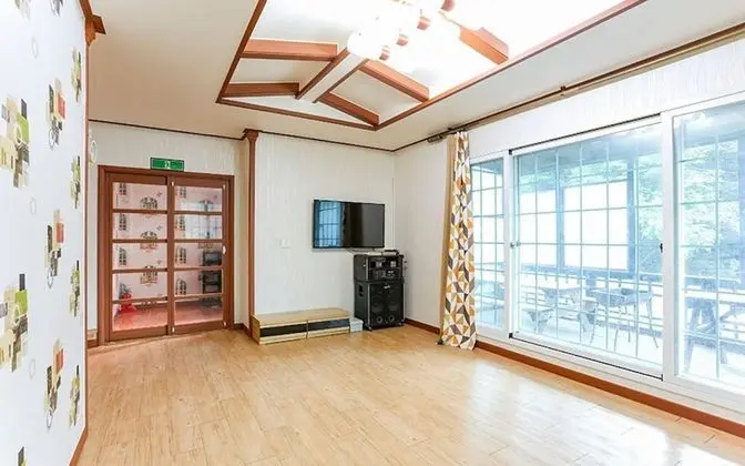 Oda (Maple C (Unshared House))