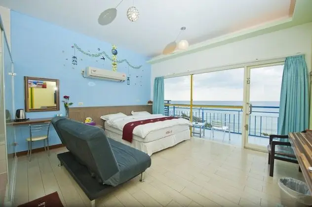 Tek Büyük Yataklı Oda, Deniz Manzaralı (2nd Floor)