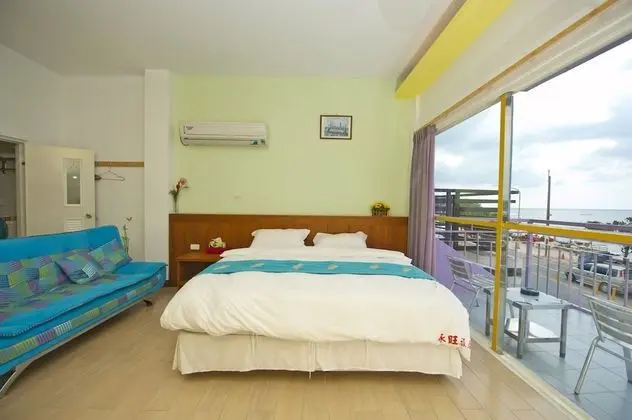 Tek Büyük Yataklı Oda, Deniz Manzaralı (2nd Floor)