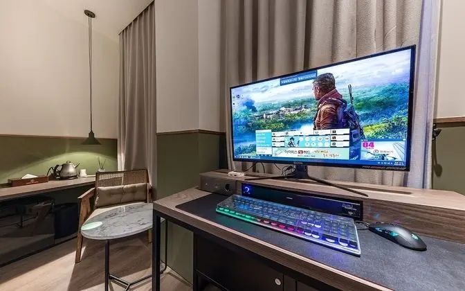 Oda (Standard Premium-No-Hard 1PC (55 UHD )