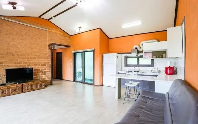 Oda (Byeol-dul (Unshared House))