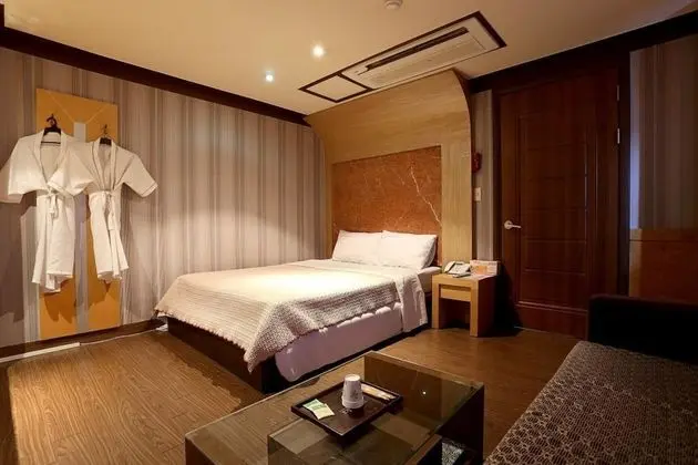 Oda (Special Room)