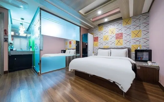 Oda (Semi-special room - couple PC (Netfli)