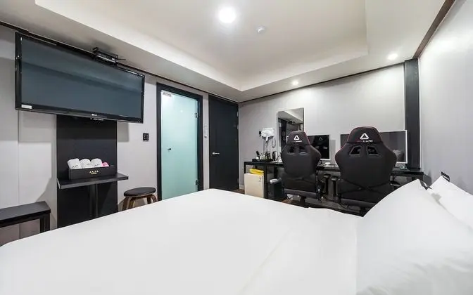 Oda (Semi-special room (double PC / 6 hour)