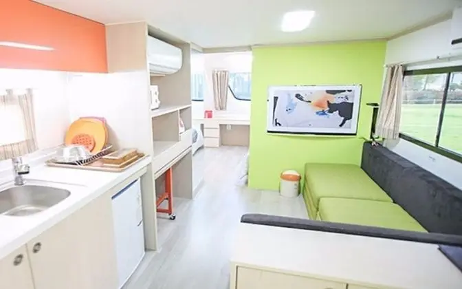 Oda (Caravan HP-760M (8))