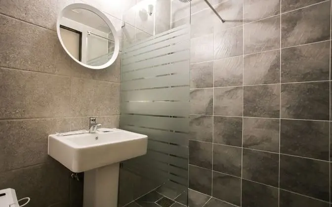 Oda (Premium bathtub (Tub for 1 person 1 P)