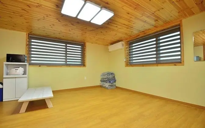 Oda (Room 203 Cosmos (Individual Terrace O)