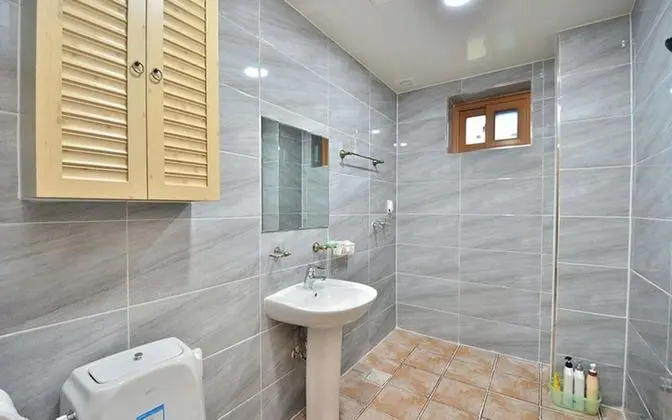 Oda (Room 203 Cosmos (Individual Terrace O)