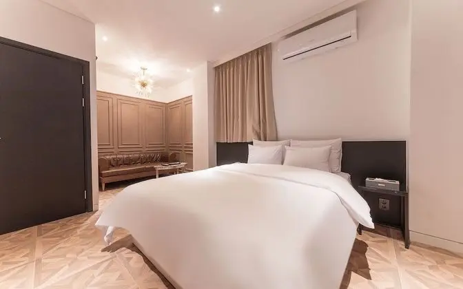 Oda (Special room (2 PCs for couples Netfl)
