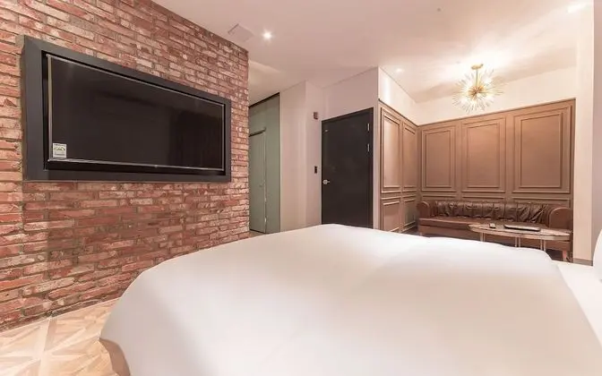 Oda (Special room (2 PCs for couples Netfl)