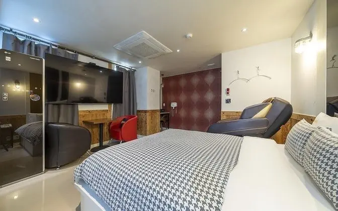 Oda (VIP (Cine Hotel+Netflix/Wave/Massage )