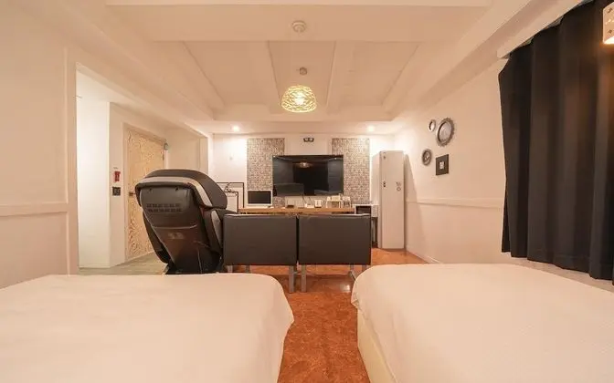 Oda (Special room - Twin bed massage chair)