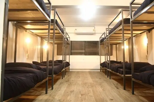 12 Bunk Beds Mixed Dormitory
