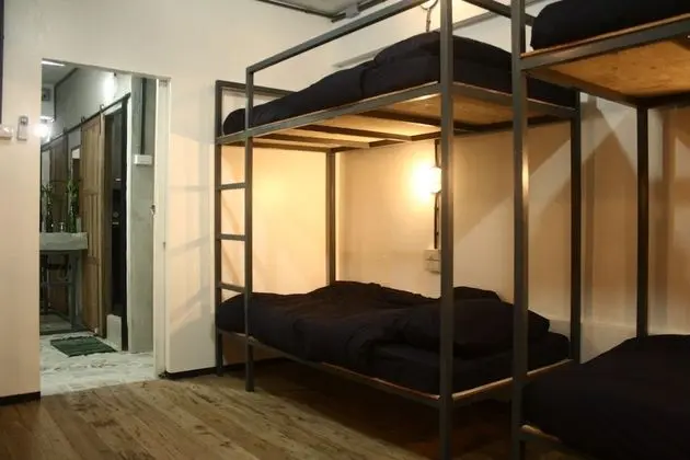 12 Bunk Beds Mixed Dormitory