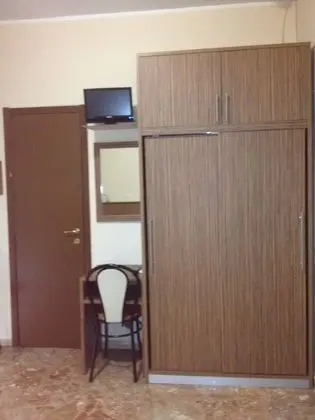 Tek Kişilik Oda, Ortak Banyo