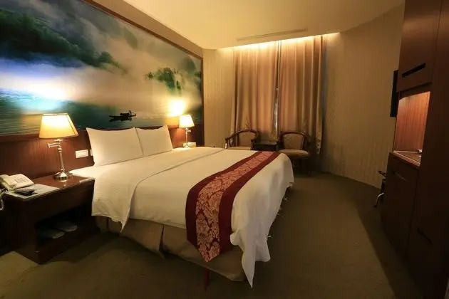 Deluxe Tek Büyük Yataklı Oda