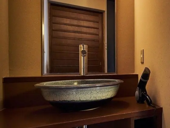 Triple Room Family Bath