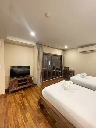 Üç Kişilik Oda