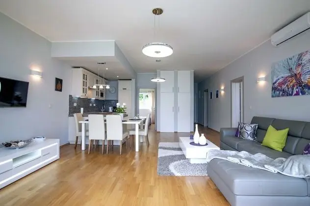 Superior Apart Daire, Birden Çok Yatak, Koy Manzaralı