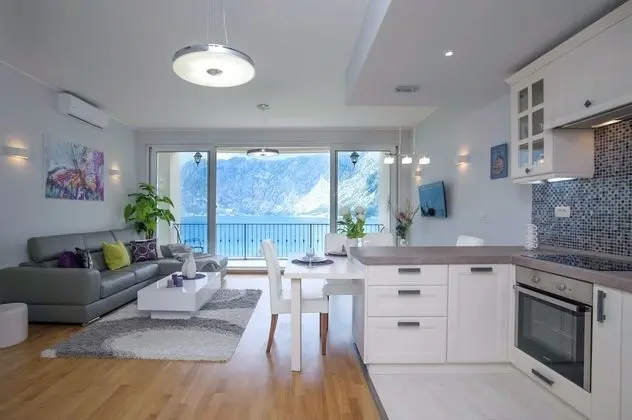 Superior Apart Daire, Birden Çok Yatak, Koy Manzaralı