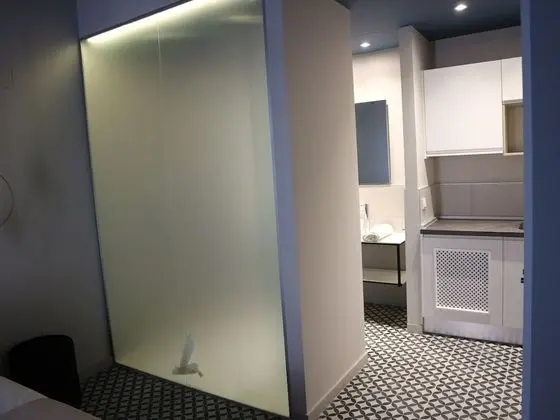 Comfort Tek Büyük veya İki Ayrı Yataklı Oda