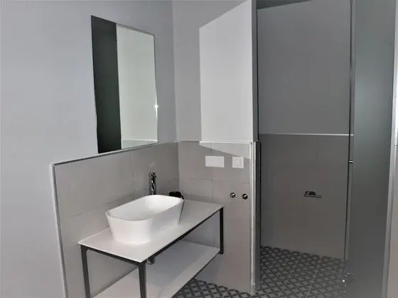 Comfort Tek Büyük veya İki Ayrı Yataklı Oda