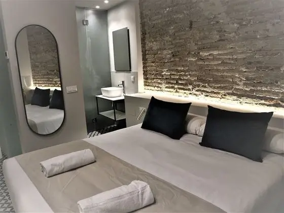 Tek Büyük veya İki Ayrı Yataklı Oda