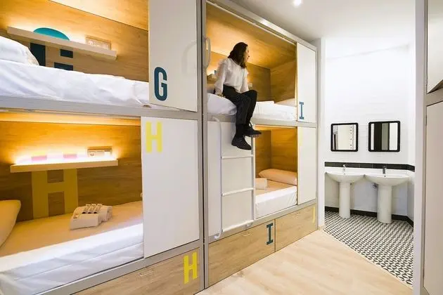 Ortak Ranzalı Oda, Karma Ranzalı Oda, Ortak Banyo (1 bed in a 10-Bed Dormitory Room)