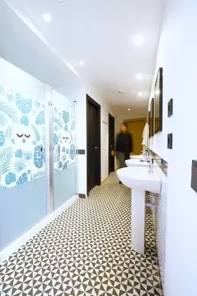 Ortak Ranzalı Oda, Karma Ranzalı Oda, Ortak Banyo (1 bed in a 10-Bed Dormitory Room)