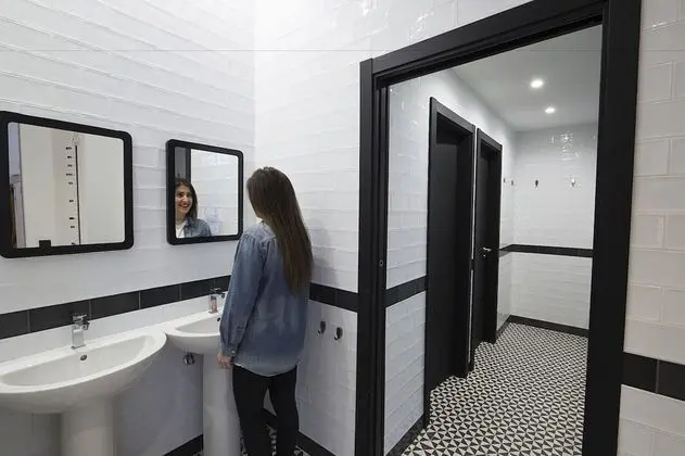 Ortak Ranzalı Oda, Karma Ranzalı Oda, Ortak Banyo (1 bed in a 10-Bed Dormitory Room)