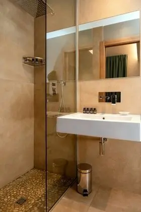 Comfort Tek Büyük Yataklı Oda, Kısmi Deniz Manzaralı
