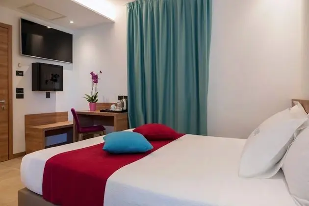 Comfort Tek Büyük Yataklı Oda, Kısmi Deniz Manzaralı