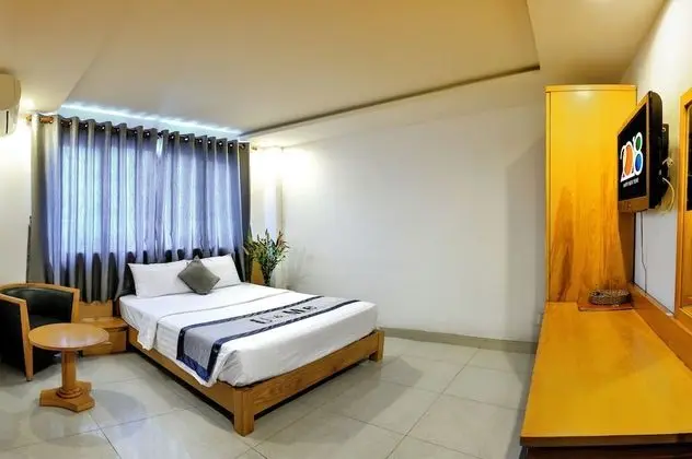 Deluxe Tek Büyük Yataklı Oda