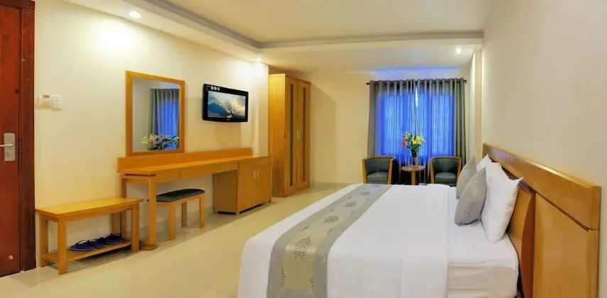 Premium Tek Büyük Yataklı Oda