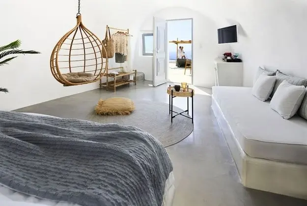 Exclusive Süit (with heated private pool)