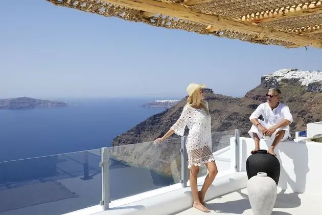 Exclusive Süit (with heated private pool)