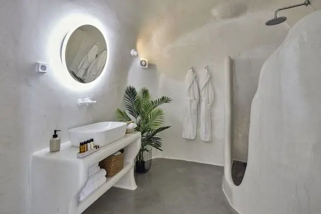 Exclusive Süit (with heated private pool)
