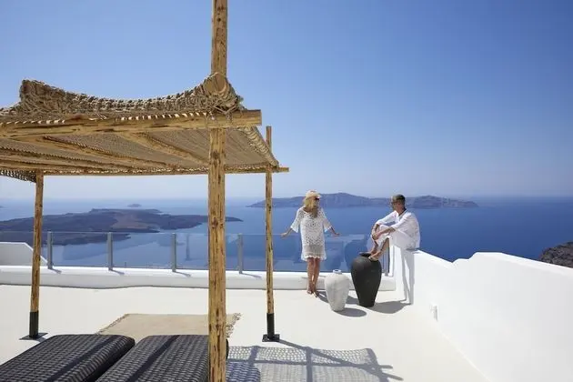 Exclusive Süit (with heated private pool)