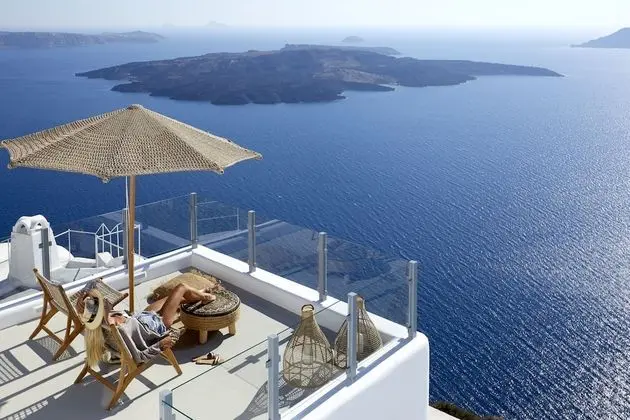 Honeymoon Süit (with indoor heated jetted tub)