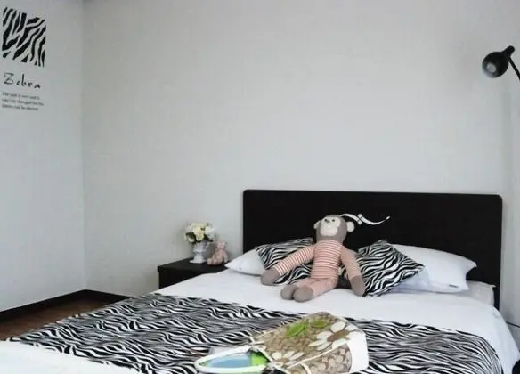 Tek Büyük Yataklı Oda (Zebra)