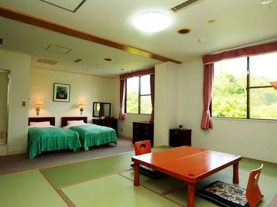 Family Oda (Japanese Western Style)