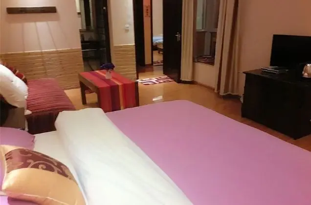 Elite Tek Büyük Yataklı Oda